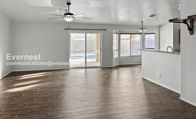 Building Photo - 4819 E Shapinsay Dr