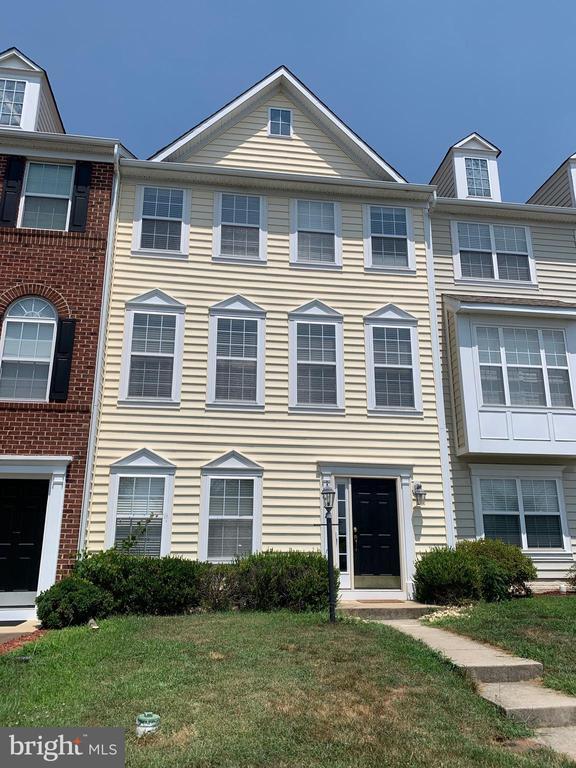 Building Photo - 314 East Wainscot Drive