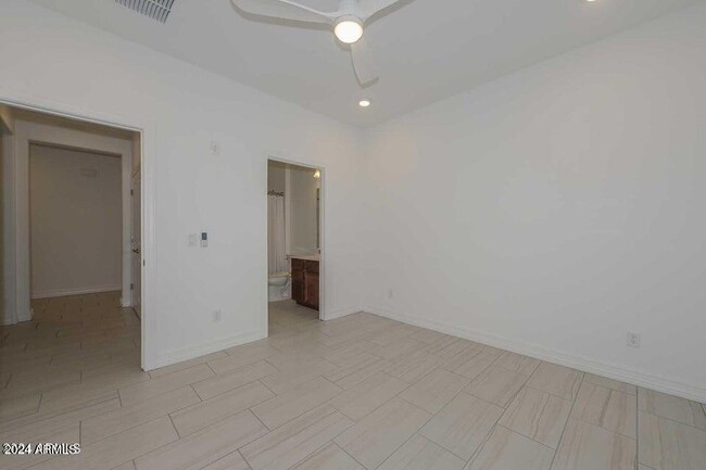 Building Photo - 29758 N 114th Dr