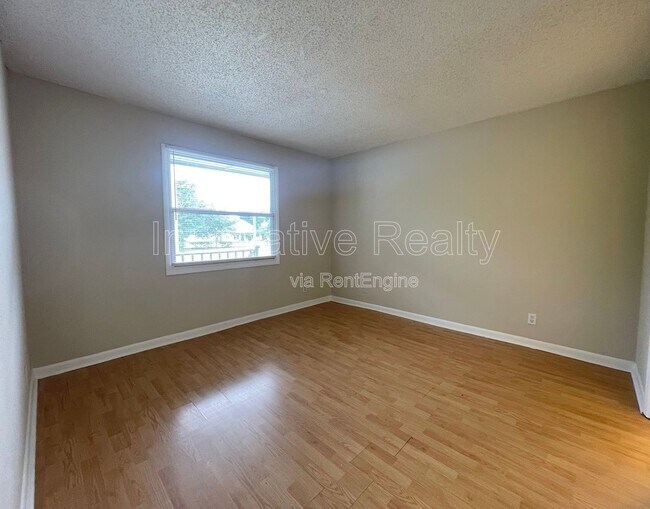 Building Photo - 5101 Curry Ford Rd