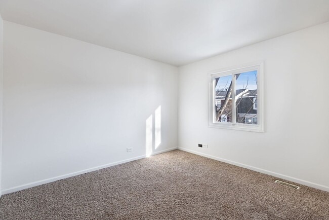 Building Photo - 1533 McKool Ave