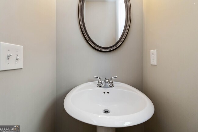 Building Photo - 78 Denver Ave