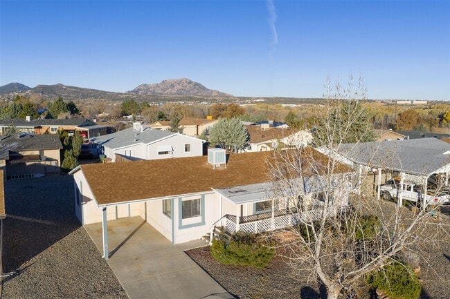 Building Photo - 2 Bedroom, 2 Bath Home Close to Willow Lake in Prescott