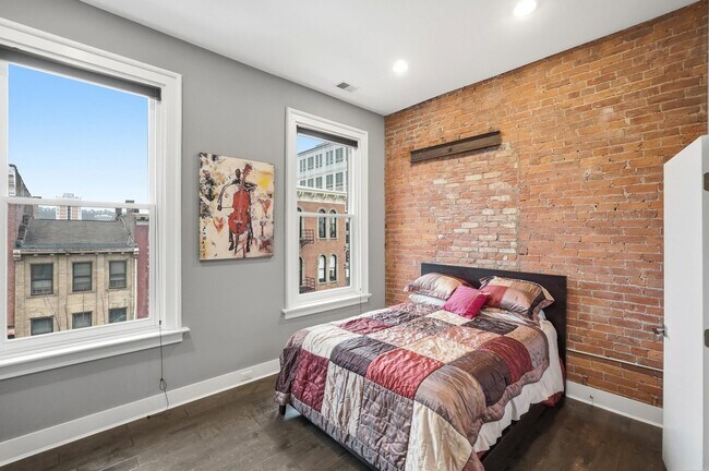 Building Photo - 408 Scott St