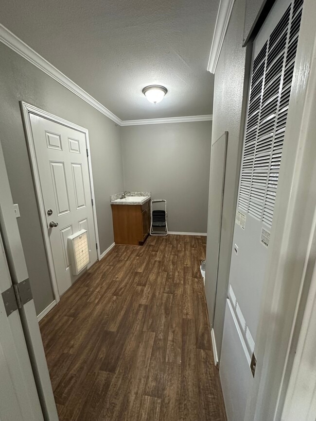 Building Photo - 37 Rd 2393