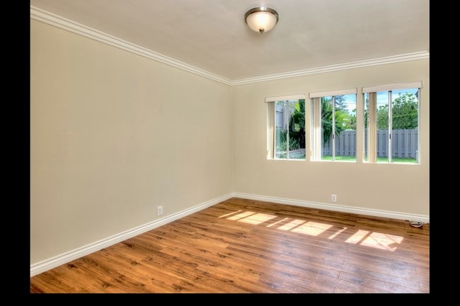 Bedroom 3 master - 1360 Tropical Ave