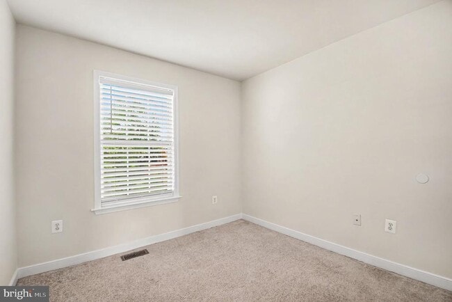 Building Photo - 6080 Ticket Way
