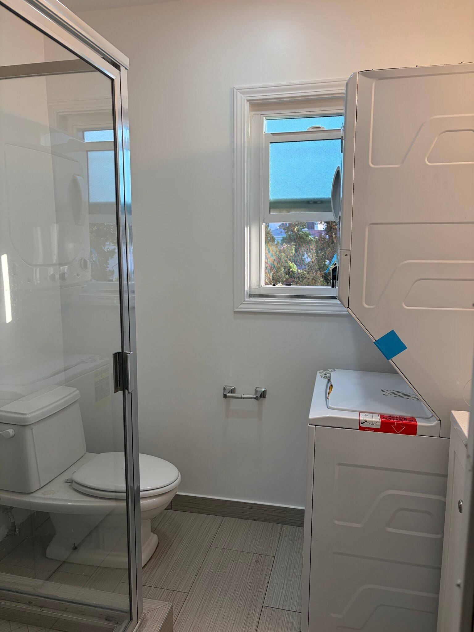 Building Photo - 211 E California Ave