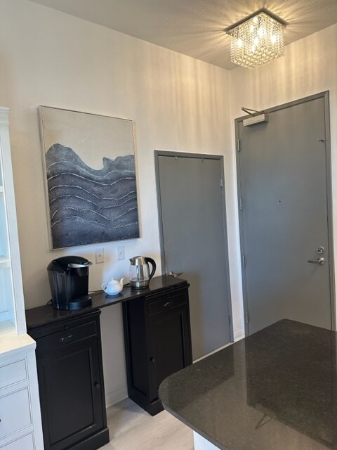 Building Photo - 488 E Ocean Blvd