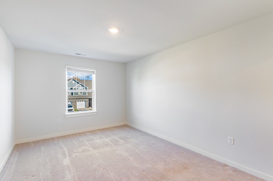 Building Photo - 4209 Aragorn Way