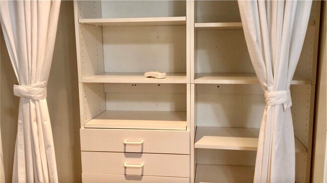 Building Photo - 1170 Patricia Ln