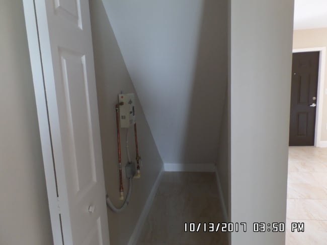 Building Photo - 479 NW 19th St