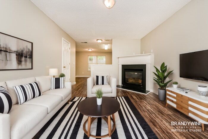 Building Photo - 283 Coral Cir