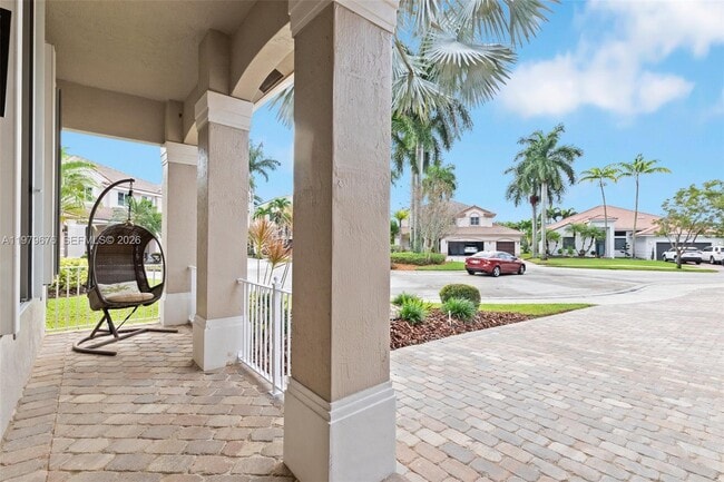 Building Photo - 1533 Cardinal Way