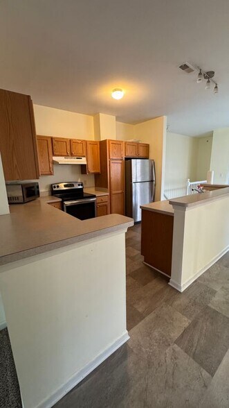 Building Photo - 362 Filmore St