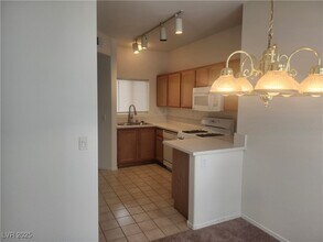 Building Photo - 2117 Echo Bay