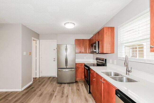 Building Photo - 708 Adagio Dr