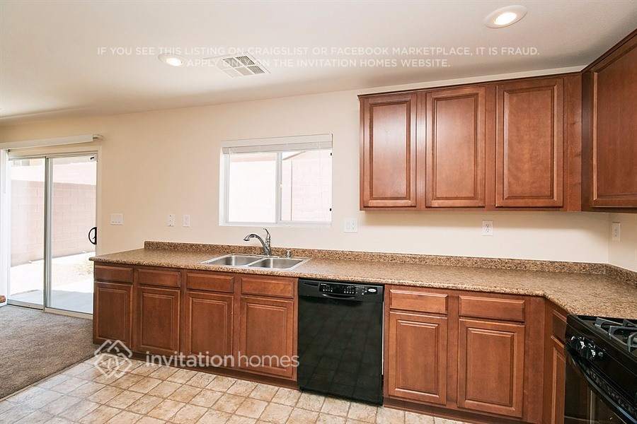 Building Photo - 9238 Wild Stampede Ave