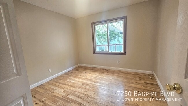 Building Photo - 7250 Bagpipe Blvd