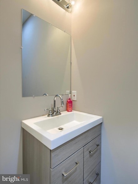 Building Photo - 3822 Manayunk Ave