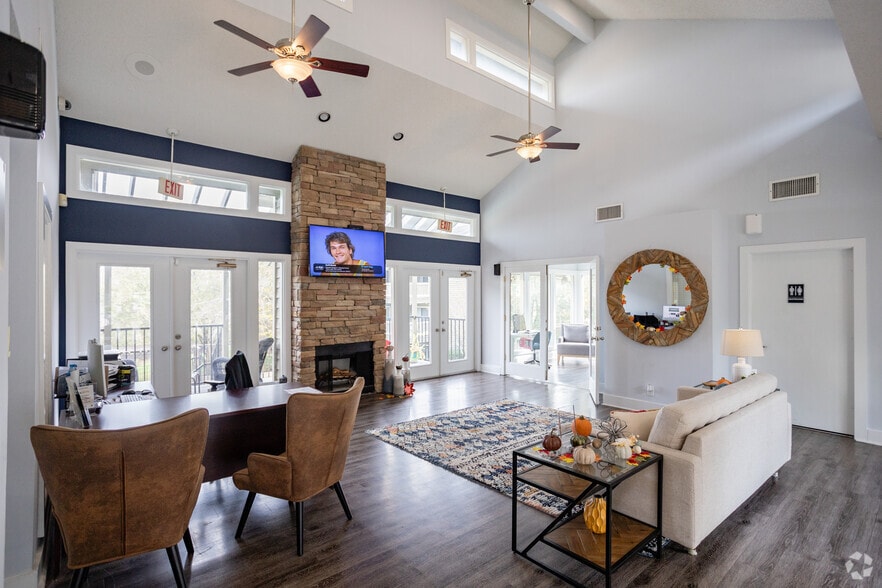 Clubhouse - Highlands at the Lake