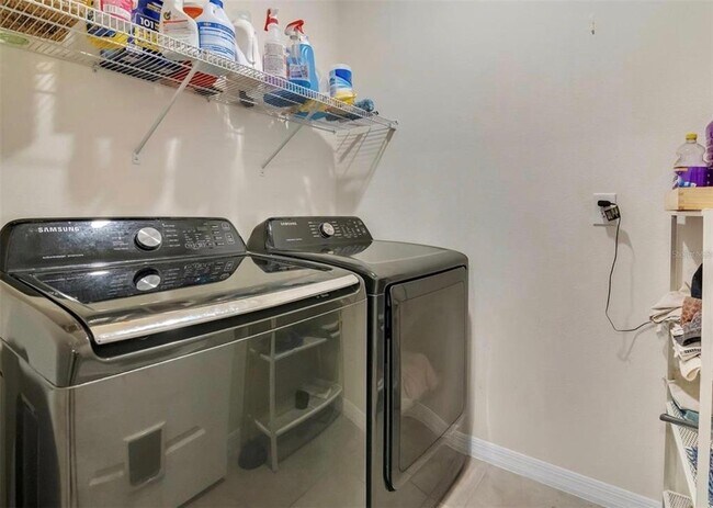 Building Photo - 5384 Hickory Downs Wy