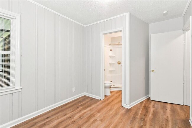 Building Photo - 1598 San Gabriel Ave