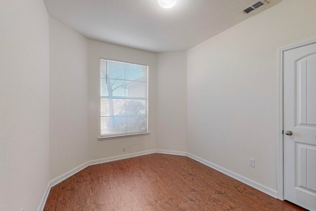 Building Photo - Spacious and Welcoming 4-Bedroom Home with...