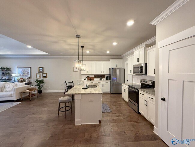 Building Photo - 445 Legend Oak Way SW