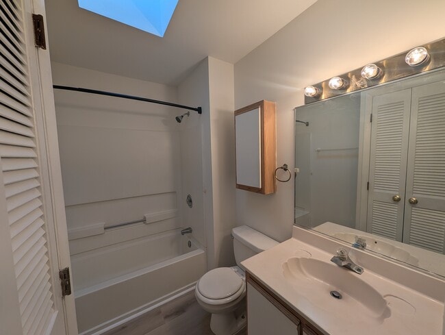Building Photo - 386 Summerwalk Cir