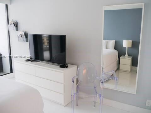 Building Photo - 1717 N Bayshore Dr