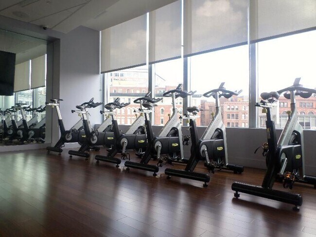 Building Photo - 120 Kingston St