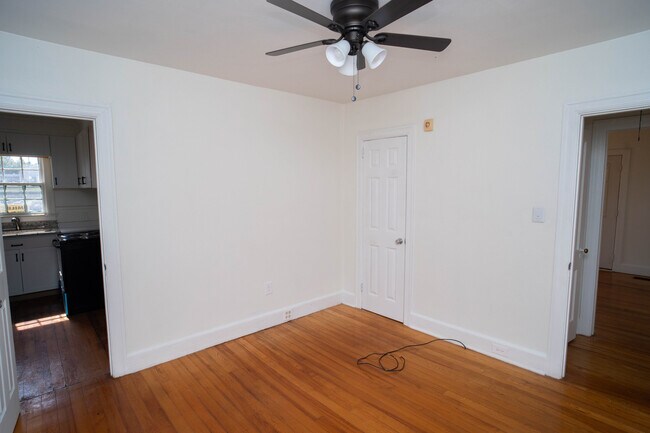 Building Photo - 1114 8th Ave