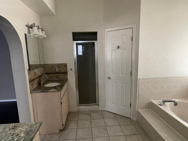 Building Photo - 1416 Black Ridge Dr