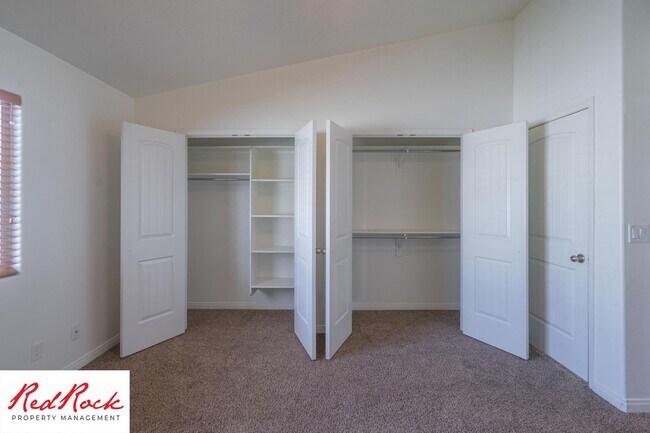 Building Photo - Move in Special: $200 off full first month rent on this inviting 3-Bedroom Home with Garage and P...