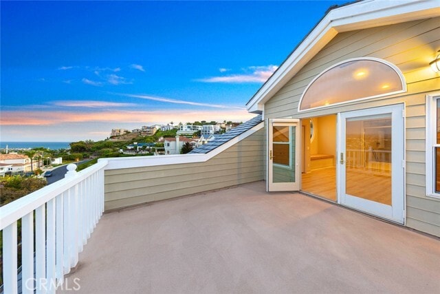 Building Photo - 12 San Remo