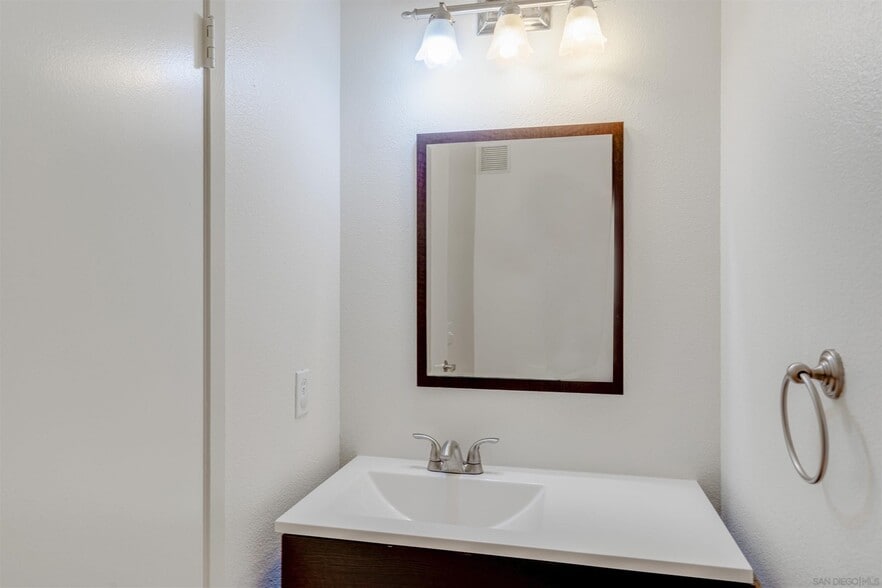 Building Photo - 18826 Caminito Cantilena