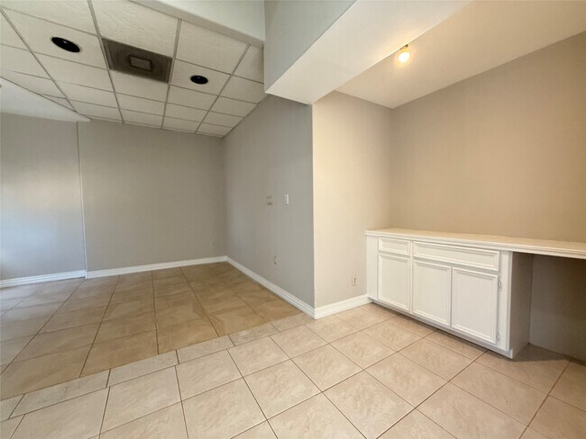 Building Photo - 11346 Old Telegraph Rd