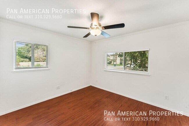 Building Photo - 1837 Mayflower Ave