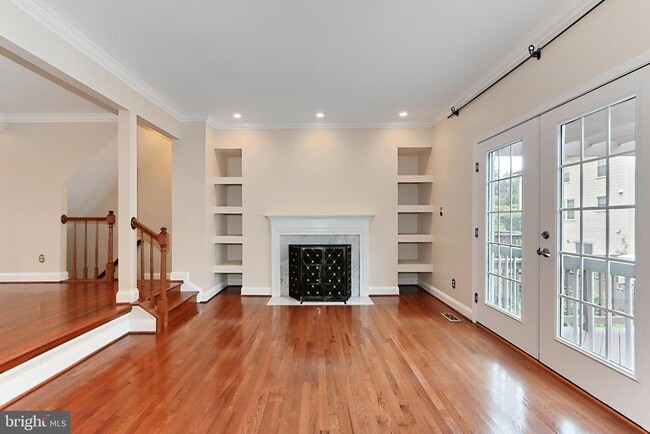 Building Photo - 9630 Sutton Green Ct