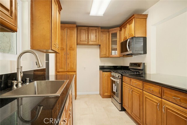 Building Photo - 6621 Chimineas Ave
