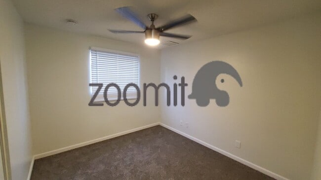 Building Photo - COOMING SOON! Beautifully upgraded house located in the vibrant city of Tempe, AZ