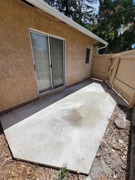 Building Photo - 7247 Allott Ave