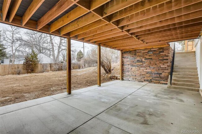 Building Photo - 6676 S Elmwood St