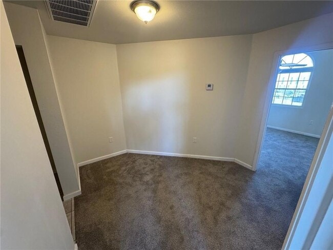 Building Photo - 1016 Greenspoint Dr