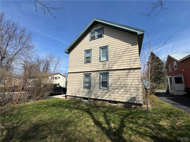 Building Photo - 295-97 N Midler Ave