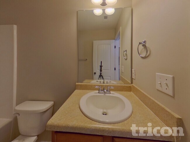 Building Photo - 4031 Haworth Pkwy