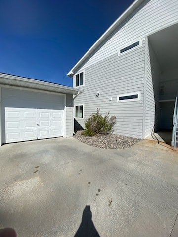 Building Photo - 712 Oakmont Rd