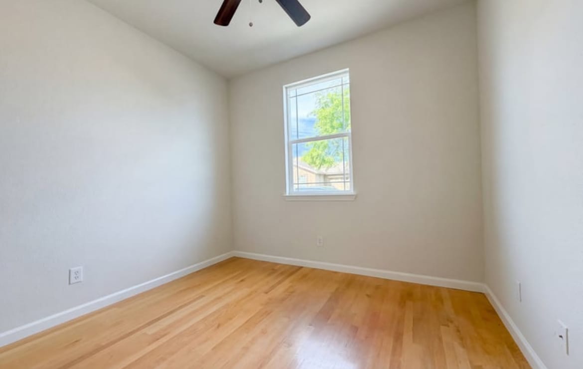 Building Photo - 401 Caravaggio Cir