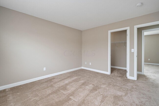 Building Photo - 6188 Brassie Ave